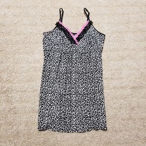 Studio Womens Chemise Black Cheetah L